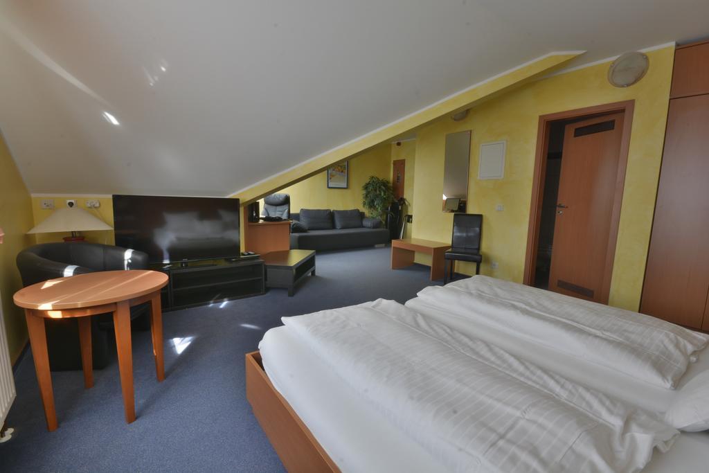 Hotel Nord Райнбах Экстерьер фото